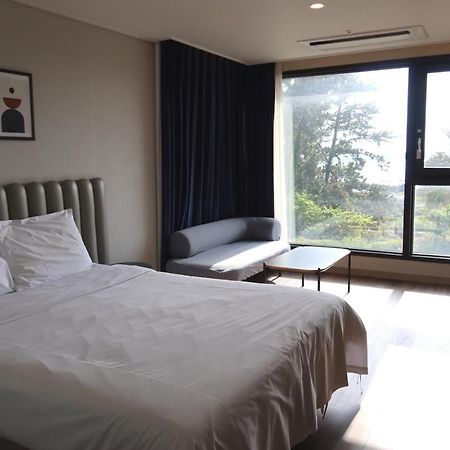 Hotel Seogwipean Seogwipo Esterno foto