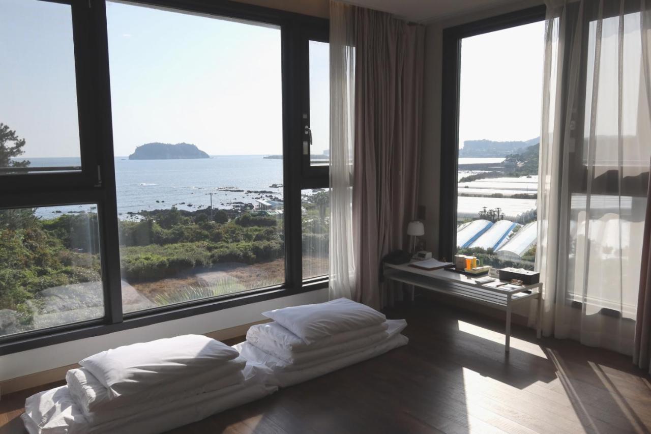 Hotel Seogwipean Seogwipo Esterno foto