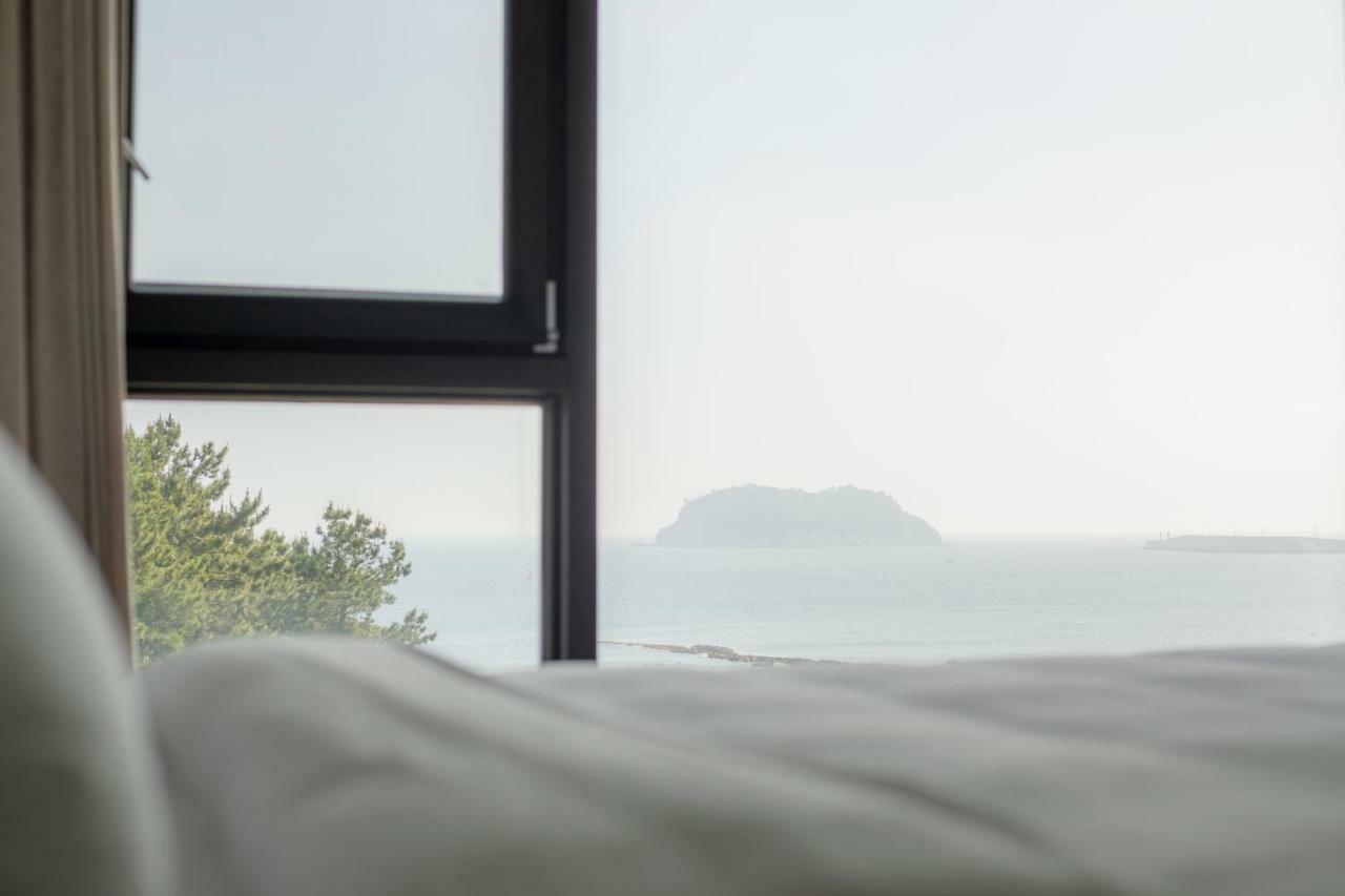 Hotel Seogwipean Seogwipo Esterno foto