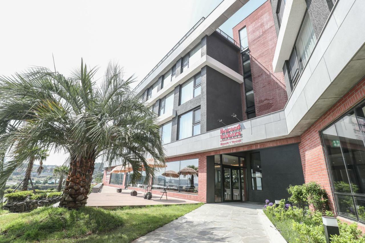 Hotel Seogwipean Seogwipo Esterno foto